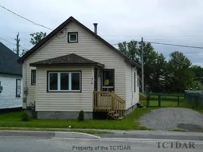 72 Queen Street, Kirkland Lake, On P2n 2r4