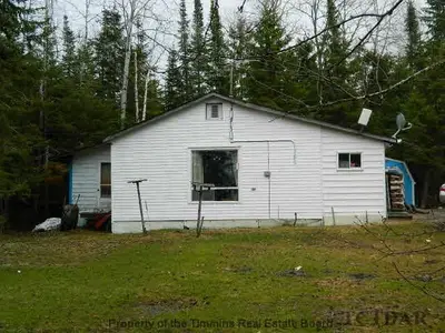 38 Beverley Street, Kirkland Lake, On P0k 1t0