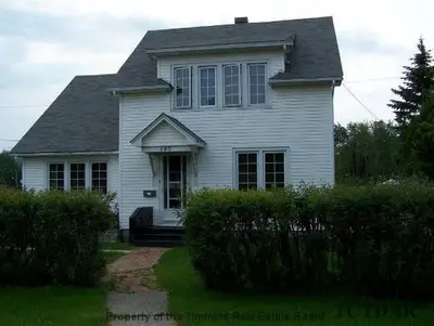 140 Croatia Avenue, Timmins, On P0n 1g0
