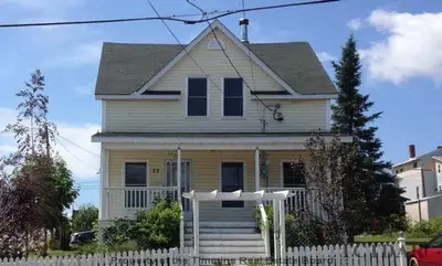77 Charles Street, Timmins, On P4n 5c5