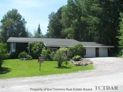 11 Summit Avenue, Kirkland Lake, On P2n 1m6