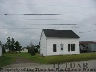 30 Laferriere, Kapuskasing, On P0l 1g0