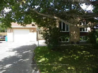 429 Bolger Avenue, Temiskaming Shores, On P0j 1p0