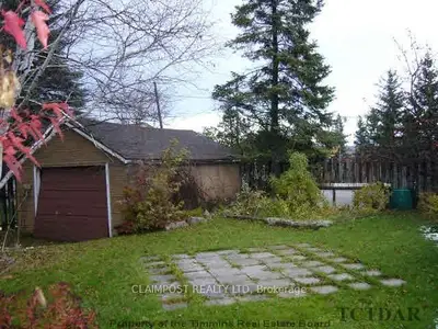 562 & 566 D`iberville Avenue, Iroquois Falls, On P0k 1g0