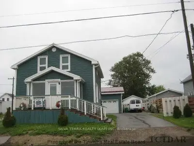 17 Golf Avenue, Kapuskasing, On P5n 2n4