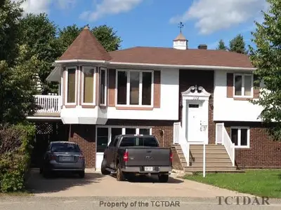 114 Forest Place, Timmins, On P4n 8k1
