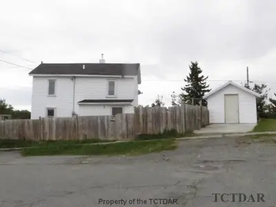 3 King Street, Kirkland Lake, On P2n 2p2