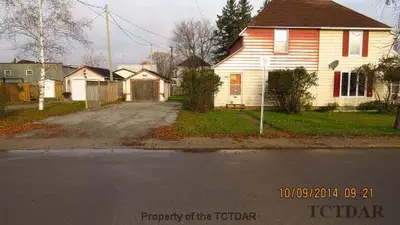29 Dallyn Avenue, Kapuskasing, On P5n 1s7