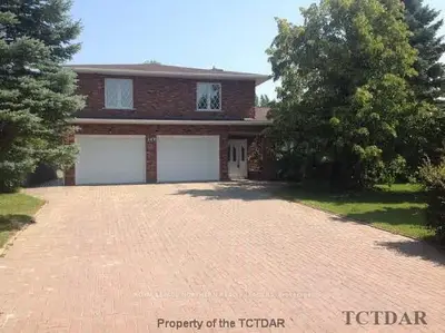 404 14th Avenue, Cochrane, On P0l 1c0