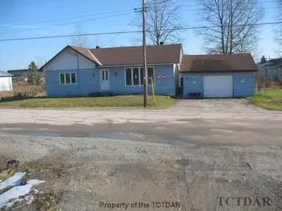 182 First Street, Hornepayne, On P0m 1x0