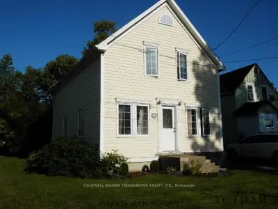 25 Niven Street N, Temiskaming Shores, On P0j 1p0
