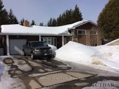 683 Dieppe Street, Timmins, On P4n 5h1