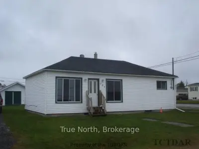 207 Balmoral Avenue, Mattice-val Cote, On P0l 1t0