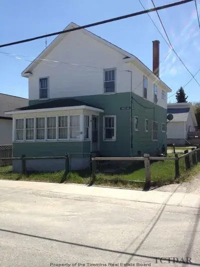 18 Fourth Avenue, Timmins, On P0n 1g0