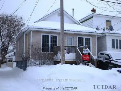 38 Elm Street N, Timmins, On P4n 6a4