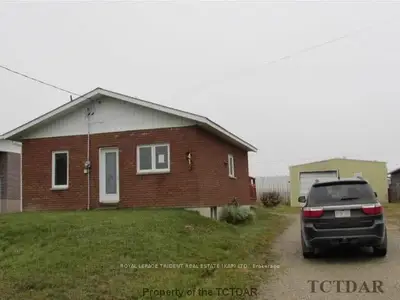417 Tremblay Street, Hearst, On P0l 1n0