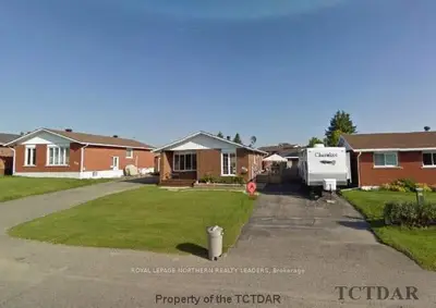 988 Park Avenue, Timmins, On P4n 7k6