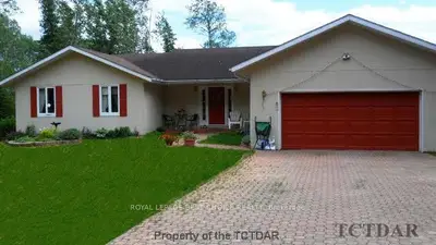 818 800 Road, Sesekinika, On P0k 1s0