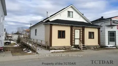 624 D`iberville Avenue, Iroquois Falls, On P0k 1g0