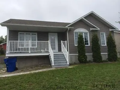 376 Arnold Drive W, Temiskaming Shores, On P0j 1k0