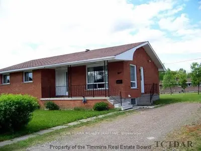 9 Seaborne Crescent, Kapuskasing, On P5n 1l8