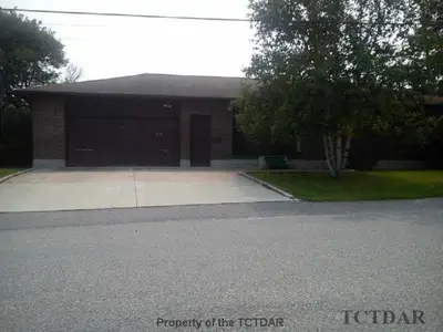 235 Moore Street, Timmins, On P0n 1h0