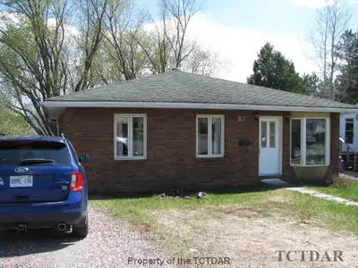 87 First Street, Kirkland Lake, On P2n 1n4