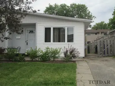 404 Victoria Avenue, Timmins, On P4n 7m6