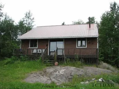 703 700 Road, Maisonville Twp. Sesekinika, On P0k 1s0