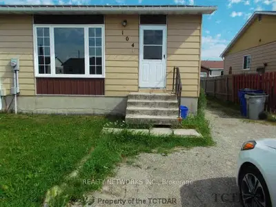 104 Delia Avenue W, Timmins, On P4p 1a1