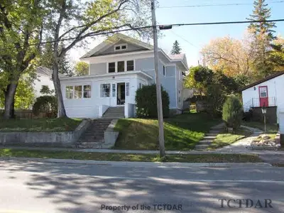 682 Lakeshore Road N, Temiskaming Shores, On P0j 1k0