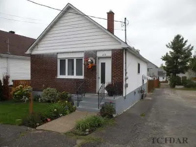29 Templeton Avenue, Timmins, On P0n 1g0