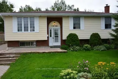 1038 Lalonde Street, Timmins, On P4p 1b8