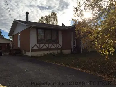 1431 Prince Street, Hearst, On P0l 1n0