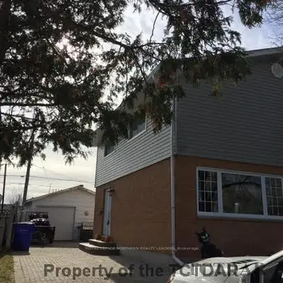87 Fern, Timmins, On P0n 1h0