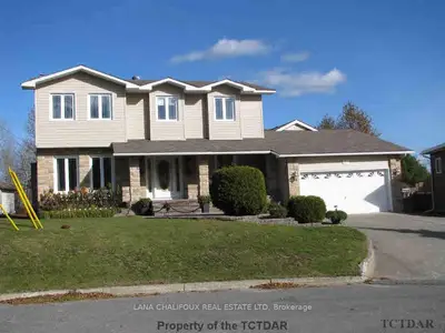 32 Hillcrest Avenue, Kirkland Lake, On P2n 3m4