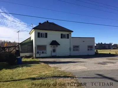 Con 3 Lot 3 Newmarket Twp., Newmarket, On P0l 1k0