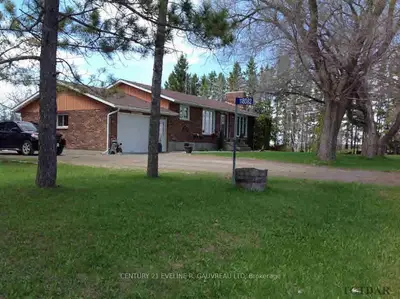 118082 Sale Barn Road, Temiskaming Shores, On P0j 1p0