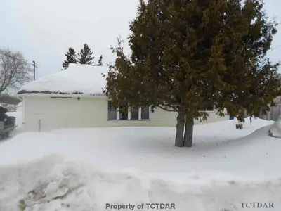 305 Algonquin Drive, Temiskaming Shores, On P0j 1k0