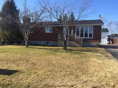 207 Baker Avenue, Temiskaming Shores, On P0j 1p0