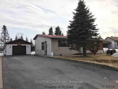 350 Nosov Drive, Iroquois Falls, On P0k 1g0
