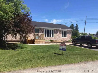 335 Mccamus Avenue W, Temiskaming Shores, On P0j 1p0