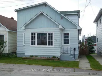 23 Templeton Avenue, Timmins, On P0n 1g0