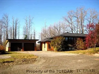 26 Ottawa Street, Kapuskasing, On P5n 1y7