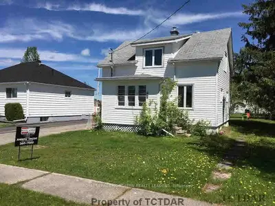 448 Sixth Street, Matheson, On P0k 1n0