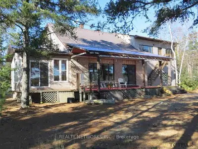 3026 Sunset Bay Road, Iroquois Falls, On P0k 1g0