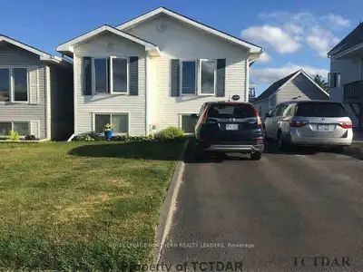 1379 Park Avenue, Timmins, On P4r 1m1