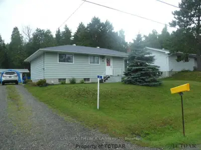 8 Birch Street, Temiskaming Shores, On P0h 1s0