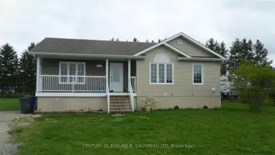 234 St Joseph Boulevard N, Temiskaming Shores, On P0j 1p0