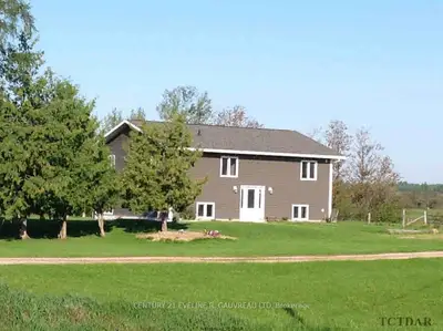 044537 Highway 562, Hilliard Twp, On P0j 1s0